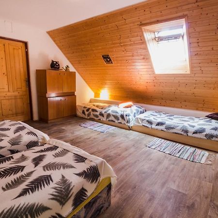 Ubytovani Hrusice Exteriör bild