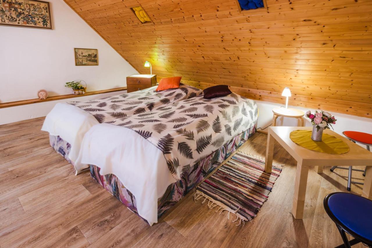 Ubytovani Hrusice Exteriör bild